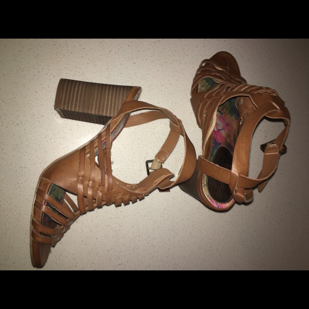 Size 7 heels